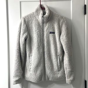 Patagonia zip up fleece